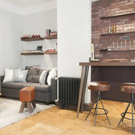 Charming Flat 450 M To Citys Mall In Tesvikiye Διαμέρισμα