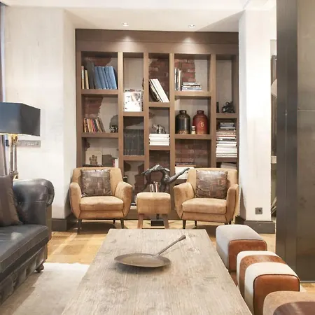 Διαμέρισμα Charming Flat 450 M To Citys Mall In Tesvikiye